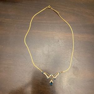 Costume jewelry - necklace